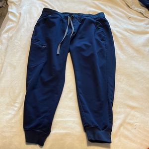 Women’s large petite Figs scrub joggers